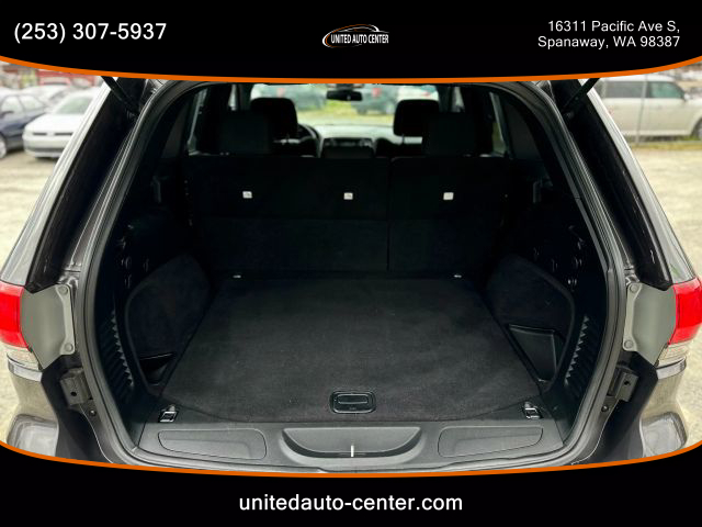 2015 Jeep Grand Cherokee - Image 16
