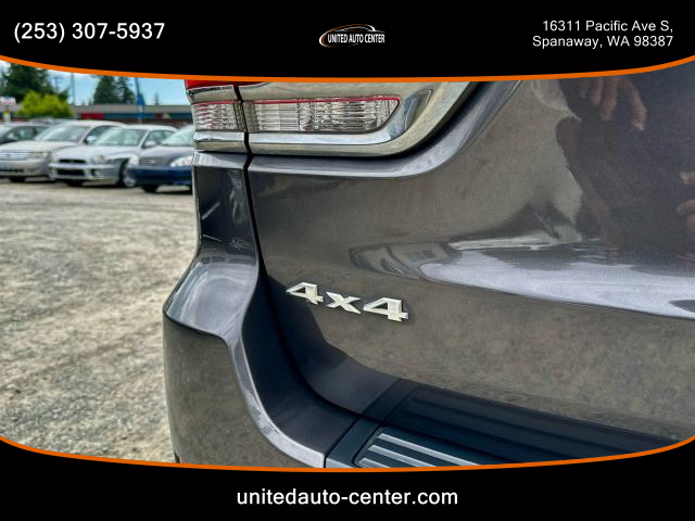 2015 Jeep Grand Cherokee - Image 18