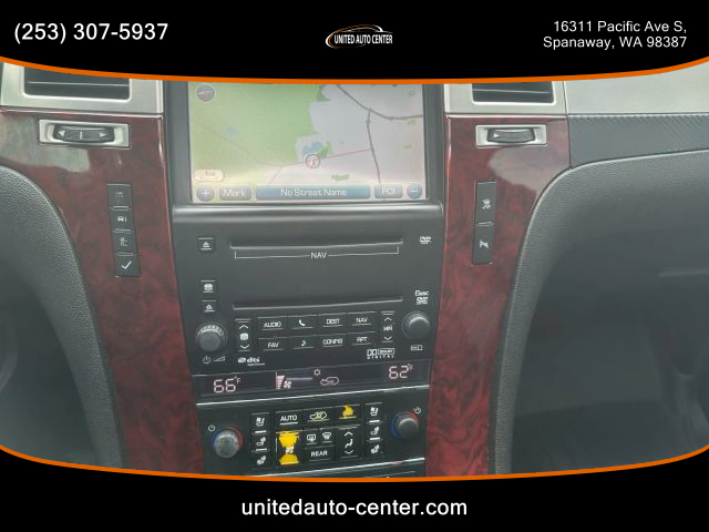 2010 Cadillac Escalade - Image 17