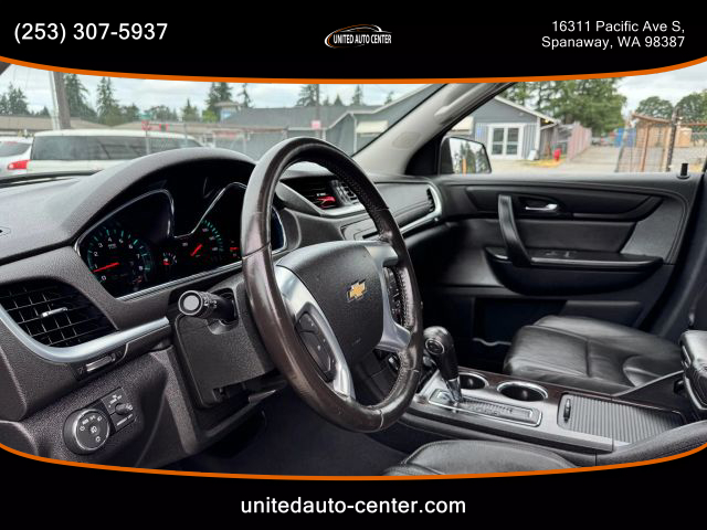 2015 Chevrolet Traverse - Image 13