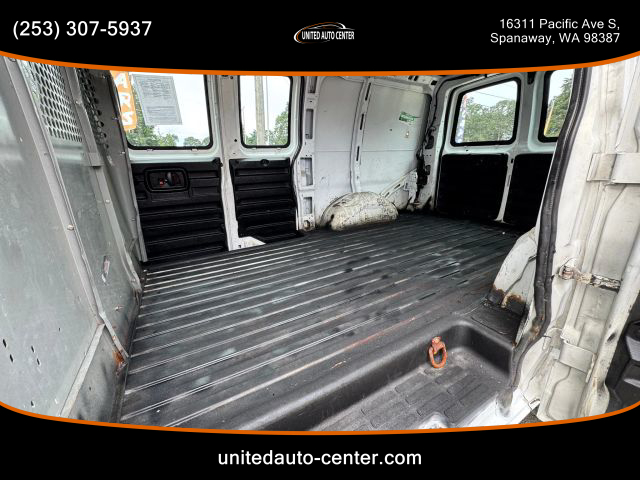 2008 Chevrolet Express 3500 Cargo - Image 9
