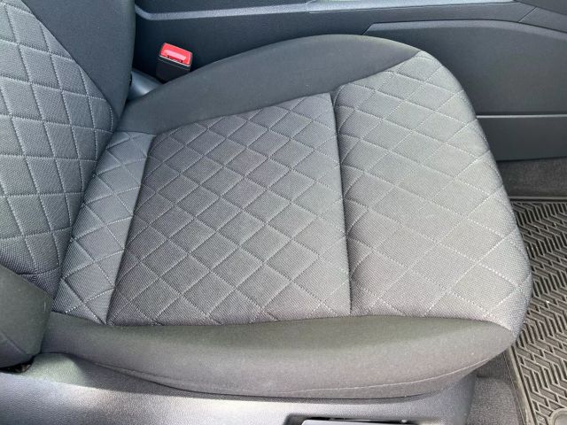 2018 Volkswagen Atlas S Sport Utility 4d - Image 23