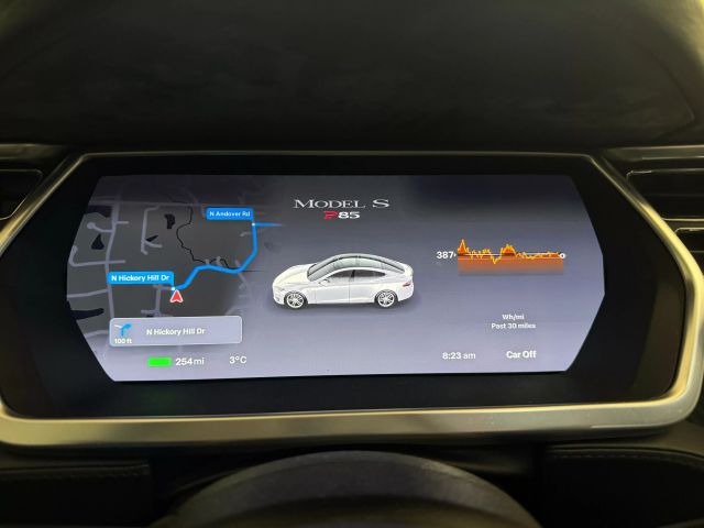 2013 Tesla Model S - Image 20