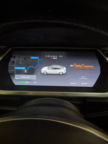2013 Tesla Model S - Image 21