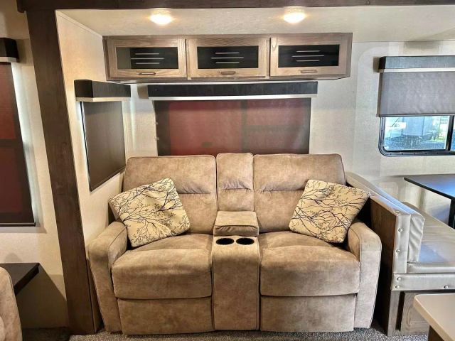 2018 Forest River Salem Hemisphere - Image 16