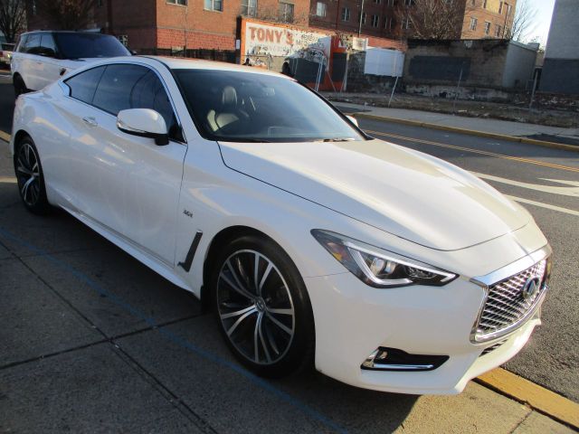 2018 INFINITI Q60 COUPE V6, TWIN TURBO, 3.0 LITER 3.0T LUXE COUPE 2D
