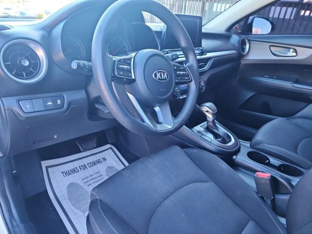 2019 Kia Forte - Image 11