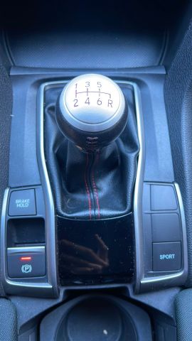 2019 Honda Civic - Image 31