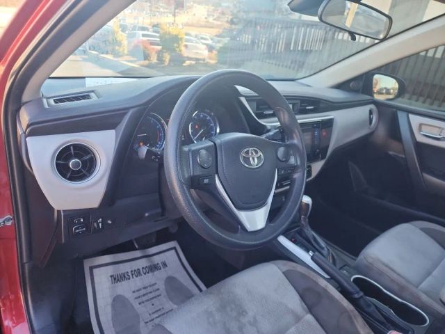 2018 Toyota Corolla - Image 11