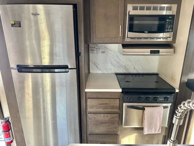 2018 Forest River Salem Hemisphere - Image 21