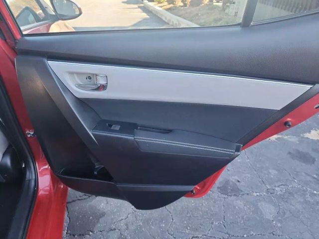 2018 Toyota Corolla - Image 17