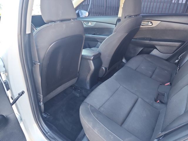 2019 Kia Forte - Image 21