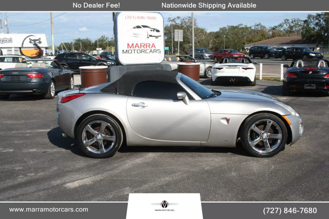 2008 Pontiac Solstice - Image 3