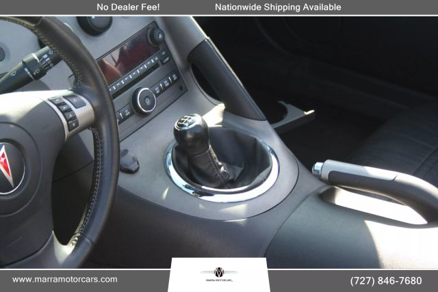 2008 Pontiac Solstice - Image 10