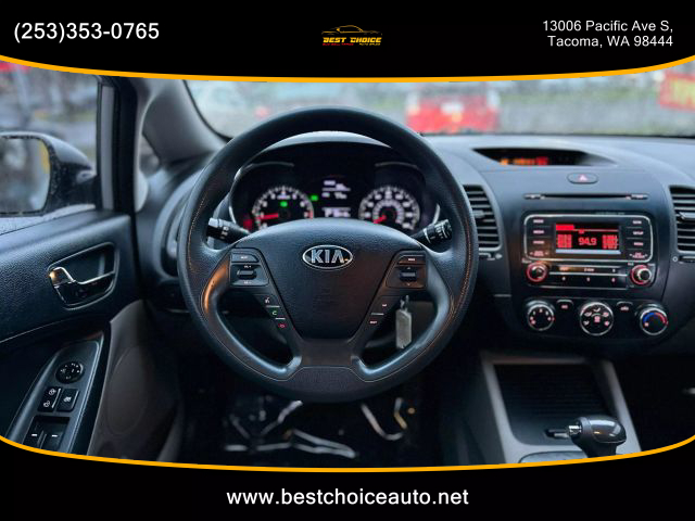2015 Kia Forte - Image 10