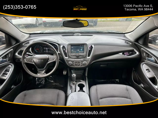 2016 Chevrolet Malibu - Image 11