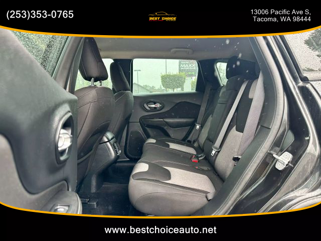 2014 Jeep Cherokee - Image 16