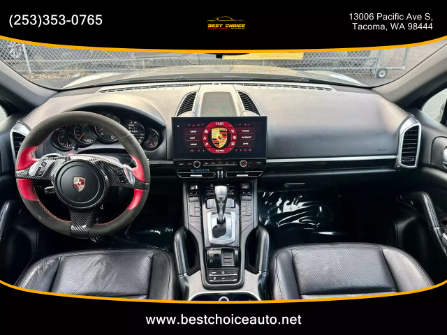 2011 Porsche Cayenne - Image 10