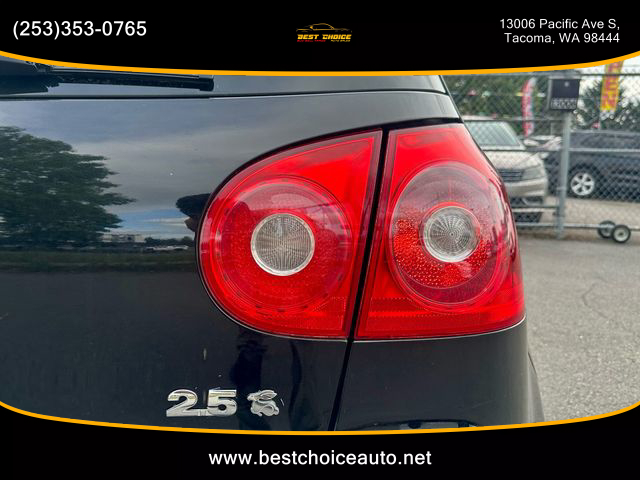 2009 Volkswagen Rabbit - Image 6