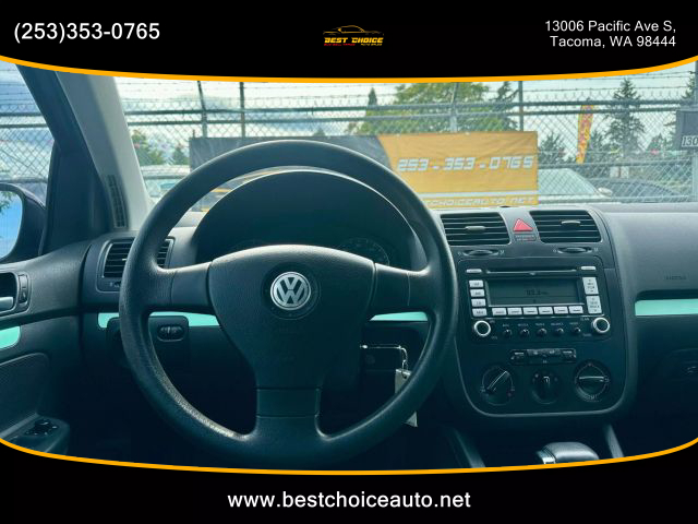 2009 Volkswagen Rabbit - Image 9