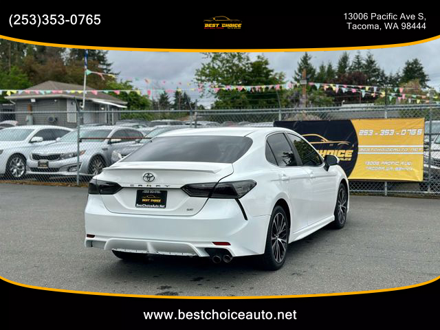 2018 Toyota Camry - Image 4