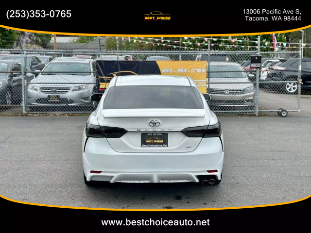 2018 Toyota Camry - Image 5