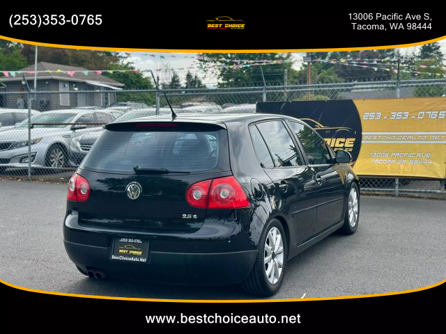 2009 Volkswagen Rabbit - Image 4