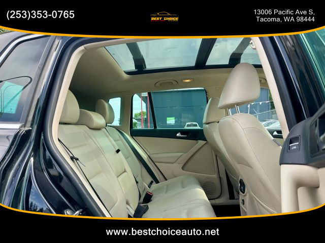 2012 Volkswagen Tiguan - Image 17
