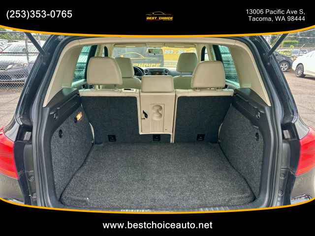 2012 Volkswagen Tiguan - Image 18