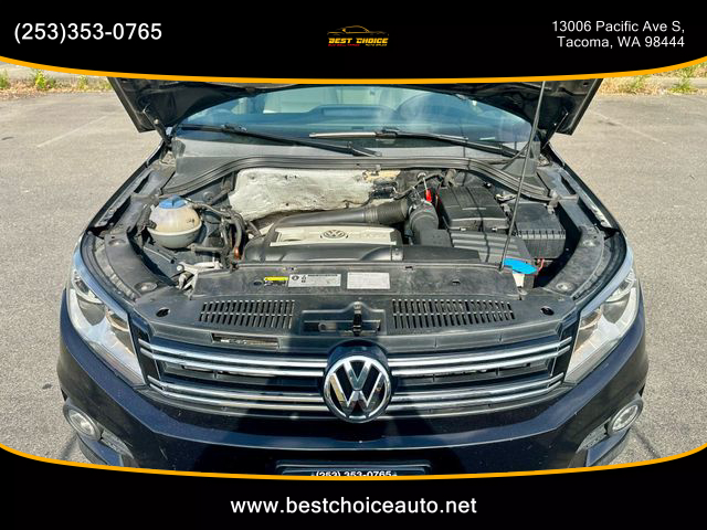 2012 Volkswagen Tiguan - Image 19