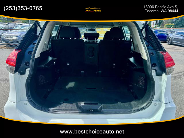 2017 Nissan Rogue - Image 17