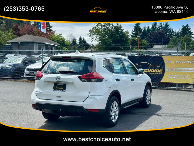 2017 Nissan Rogue - Image 4