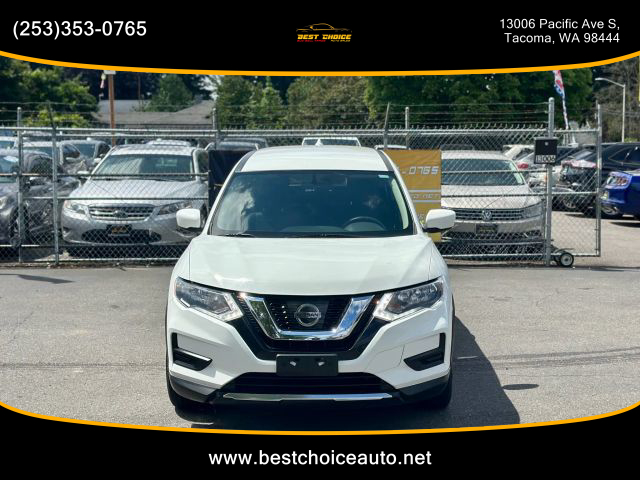 2017 Nissan Rogue - Image 2