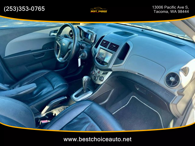 2013 Chevrolet Sonic - Image 12