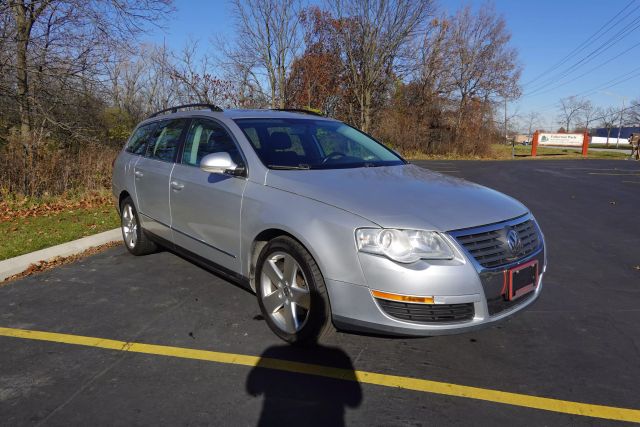 2008 Volkswagen Passat - Image 6