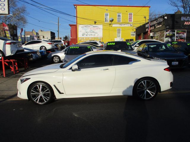 2018 INFINITI Q60 COUPE V6, TWIN TURBO, 3.0 LITER 3.0T LUXE COUPE 2D