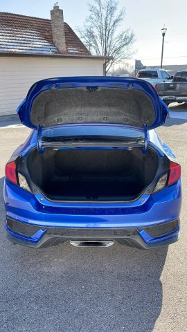 2019 Honda Civic - Image 12