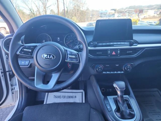 2019 Kia Forte - Image 10