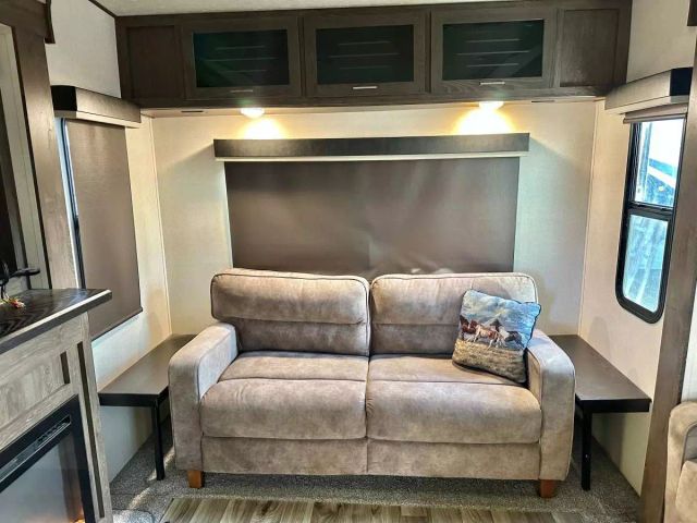 2018 Forest River Salem Hemisphere - Image 18