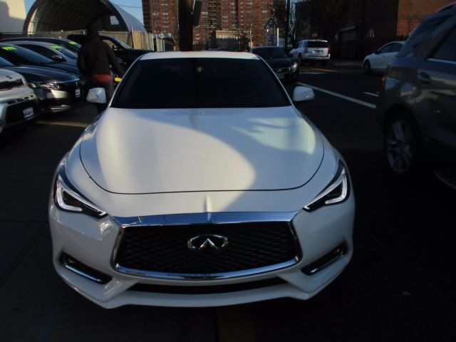 2018 INFINITI Q60 COUPE V6, TWIN TURBO, 3.0 LITER 3.0T LUXE COUPE 2D