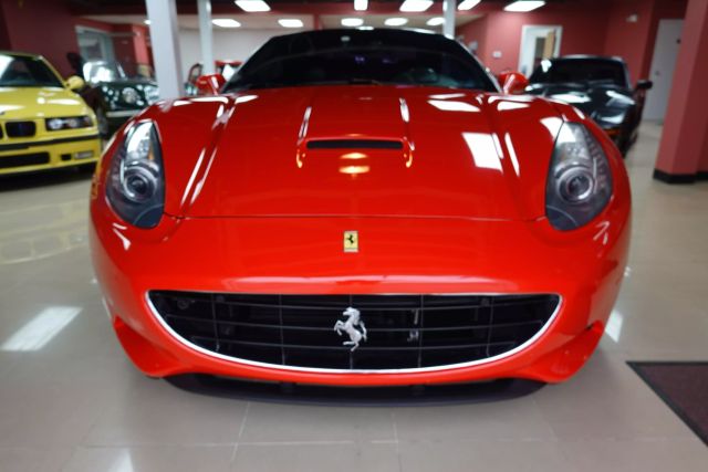 2014 Ferrari California - Image 5