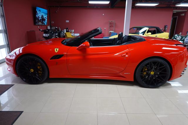 2014 Ferrari California - Image 9