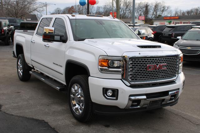 USED GMC SIERRA 2500 HD CREW CAB 2017 for sale in Smyrna, TN | Zekes ...