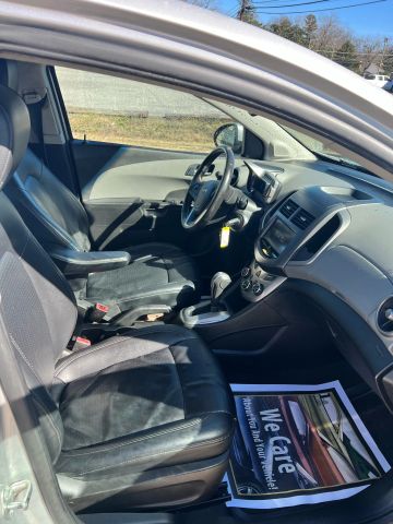 2013 Chevrolet Sonic - Image 8