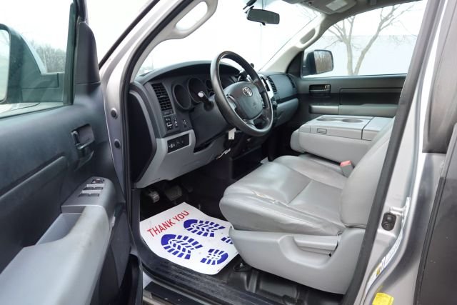 2012 Toyota Tundra Double Cab - Image 8