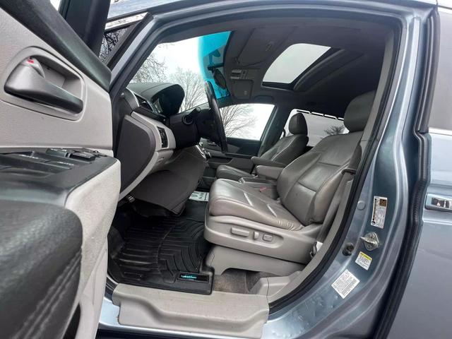 2011 Honda Odyssey - Image 10