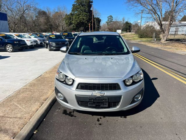 2013 Chevrolet Sonic - Image 2