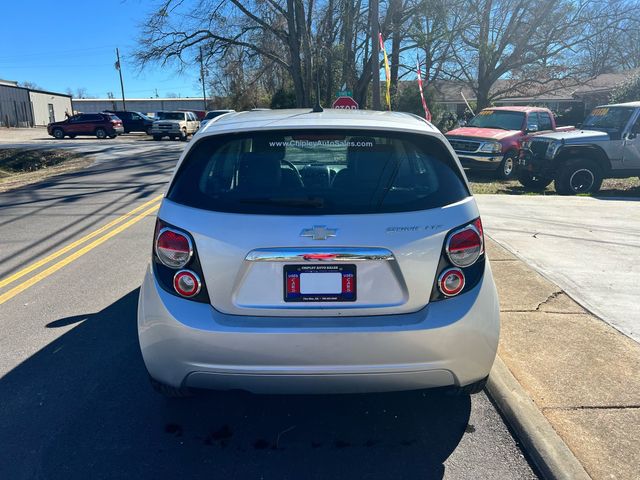 2013 Chevrolet Sonic - Image 4