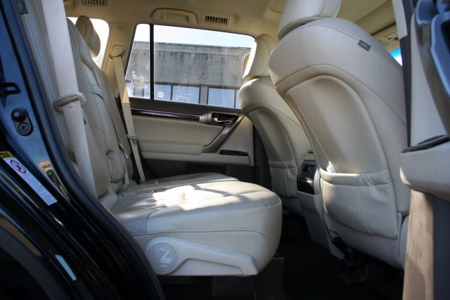 2014 Lexus Gx - Image 30