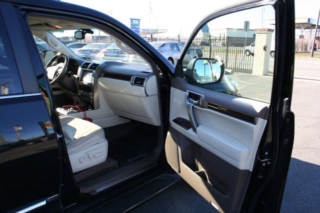 2014 Lexus Gx - Image 26